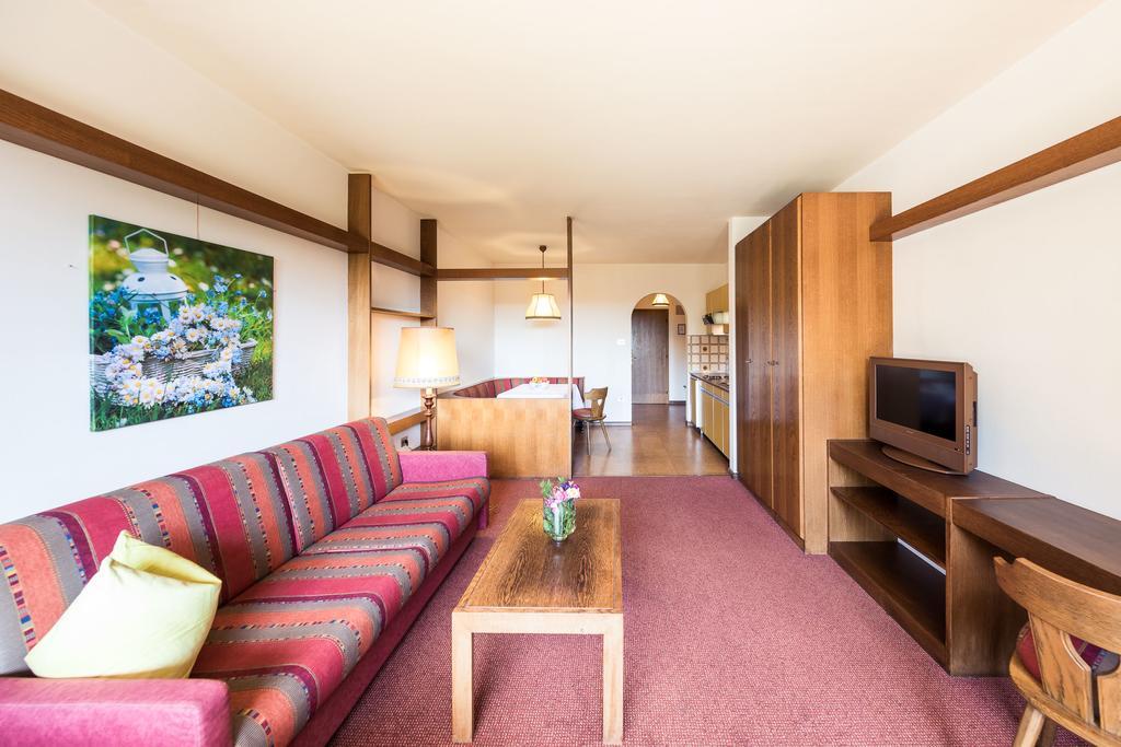 Apartments Feyerlin ラナ エクステリア 写真